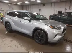 5TDBZRBH7NS574153 2022 TOYOTA HIGHLANDER