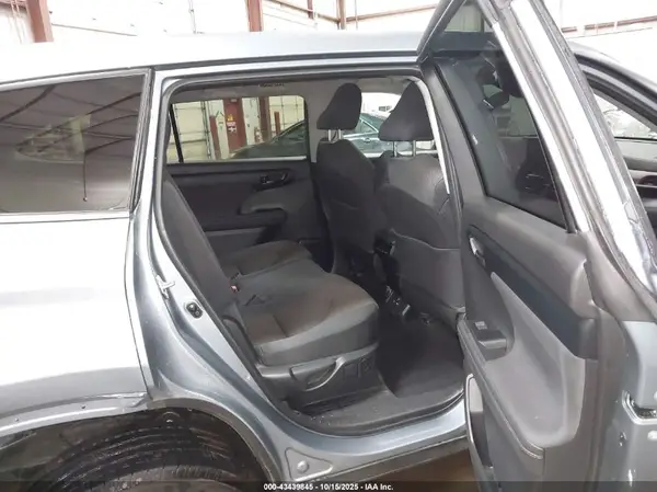 5TDBZRBH8LS025347 2020 TOYOTA HIGHLANDER - Image 8
