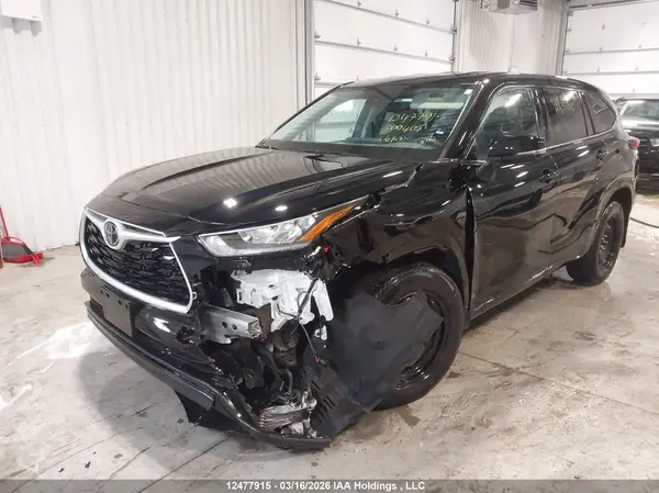 5TDBZRBH8LS500415 2020 TOYOTA HIGHLANDER - Image 2