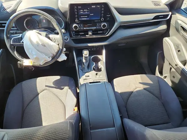 5TDBZRBH8MS070760 2021 TOYOTA HIGHLANDER - Image 8