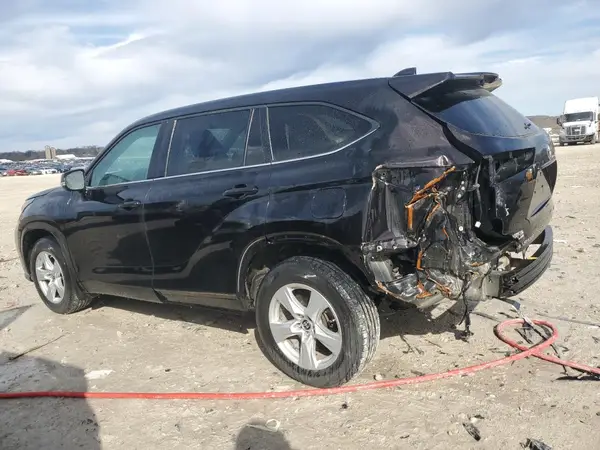 5TDBZRBH8MS137793 2021 TOYOTA HIGHLANDER - Image 2