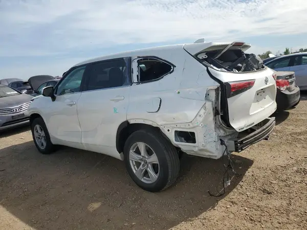 5TDBZRBH8MS544349 2021 TOYOTA HIGHLANDER - Image 2