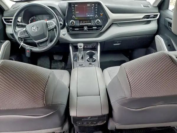 5TDBZRBH8NS214941 2022 TOYOTA HIGHLANDER - Image 8
