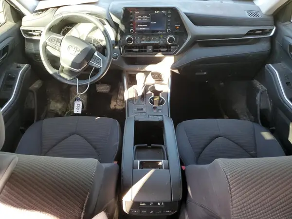 5TDBZRBH8NS568376 2022 TOYOTA HIGHLANDER - Image 8