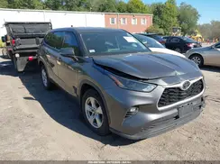 5TDBZRBH8NS573626 2022 TOYOTA HIGHLANDER