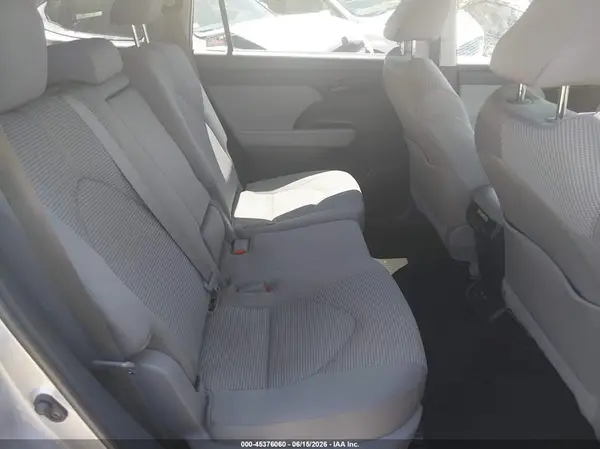 5TDBZRBH9MS145160 2021 TOYOTA HIGHLANDER - Image 8