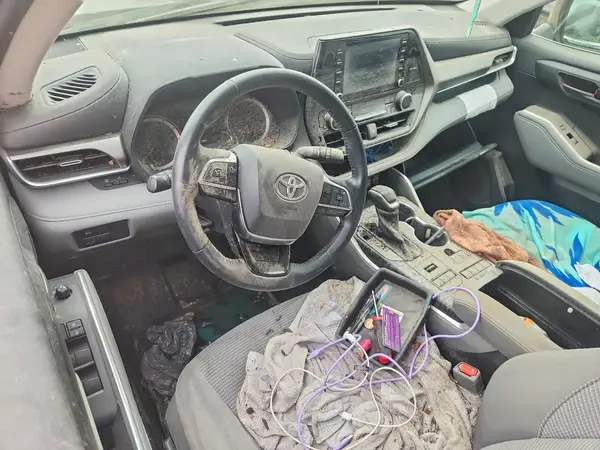 5TDBZRBH9MS524398 2021 TOYOTA HIGHLANDER - Image 8