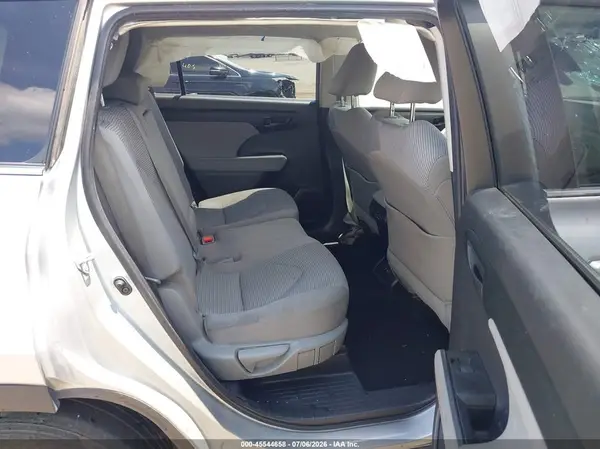 5TDBZRBH9MS531478 2021 TOYOTA HIGHLANDER - Image 8