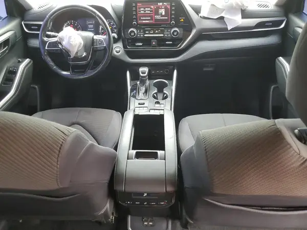 5TDBZRBH9MS555828 2021 TOYOTA HIGHLANDER - Image 8