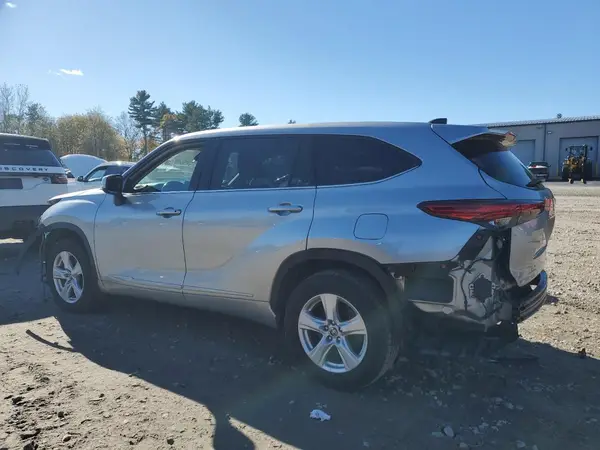 5TDBZRBH9NS164972 2022 TOYOTA HIGHLANDER - Image 2