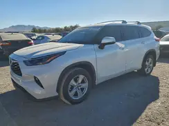 5TDBZRBH9NS170061 2022 TOYOTA HIGHLANDER
