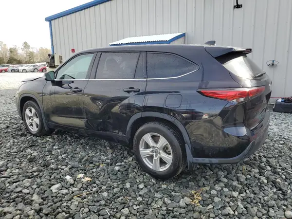 5TDBZRBH9NS203091 2022 TOYOTA HIGHLANDER - Image 2