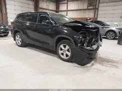 5TDBZRBH9NS220134 2022 TOYOTA HIGHLANDER