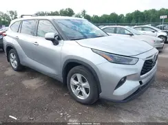 5TDBZRBH9NS257992 2022 TOYOTA HIGHLANDER