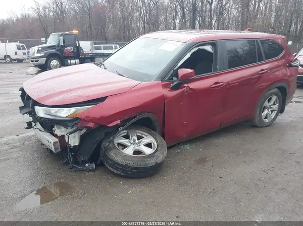 5TDBZRBHXLS048726 2020 TOYOTA HIGHLANDER - Image 2