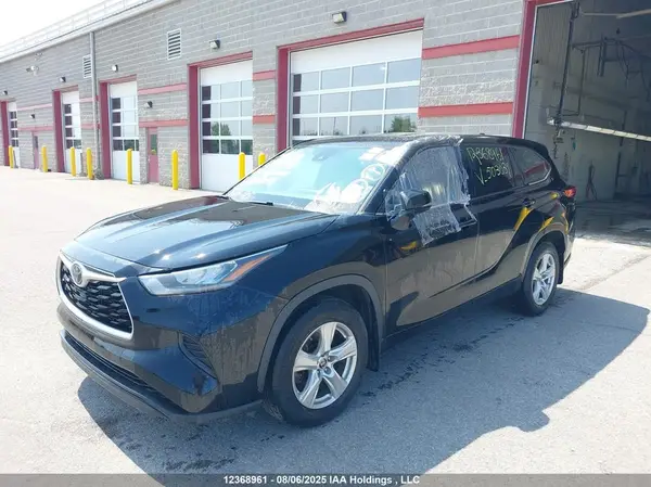 5TDBZRBHXLS503039 2020 TOYOTA HIGHLANDER - Image 2