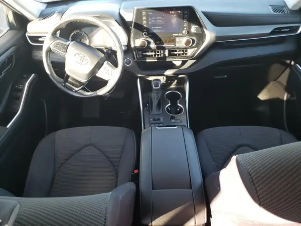 5TDBZRBHXMS058030 2021 TOYOTA HIGHLANDER - Image 8