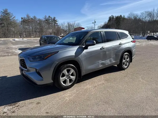 5TDBZRBHXMS080724 2021 TOYOTA HIGHLANDER - Image 2