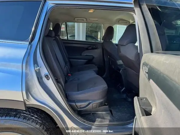 5TDBZRBHXMS080724 2021 TOYOTA HIGHLANDER - Image 8