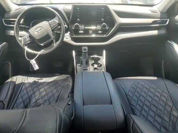 5TDBZRBHXMS135141 2021 TOYOTA HIGHLANDER - Image 8