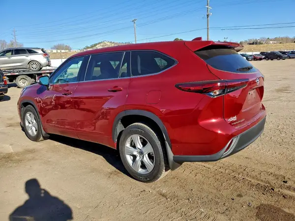 5TDBZRBHXMS528346 2021 TOYOTA HIGHLANDER - Image 2