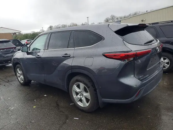 5TDBZRBHXMS528606 2021 TOYOTA HIGHLANDER - Image 2