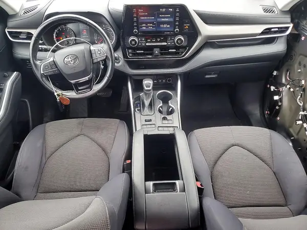 5TDBZRBHXMS528606 2021 TOYOTA HIGHLANDER - Image 8
