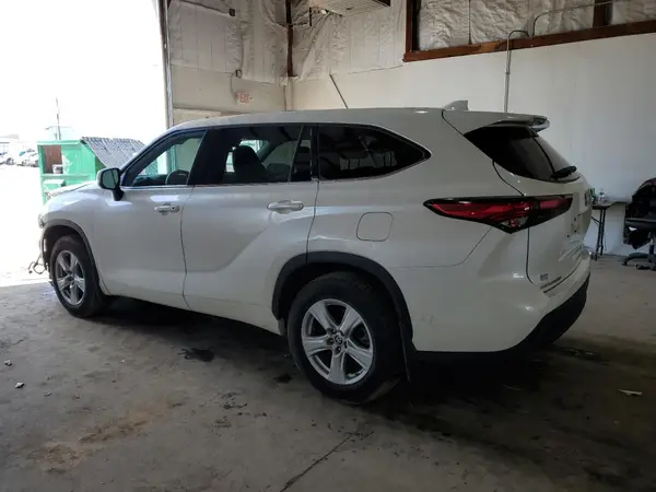 5TDBZRBHXMS532381 2021 TOYOTA HIGHLANDER - Image 2