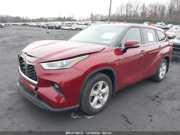 5TDBZRBHXMS537905 2021 TOYOTA HIGHLANDER - Image 2