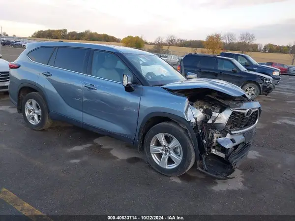 5TDBZRBHXNS210504 2022 TOYOTA HIGHLANDER - Image 1