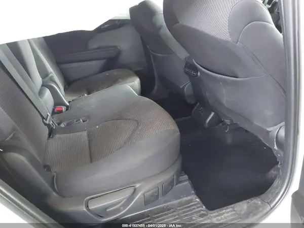 5TDBZRBHXNS568380 2022 TOYOTA HIGHLANDER - Image 8