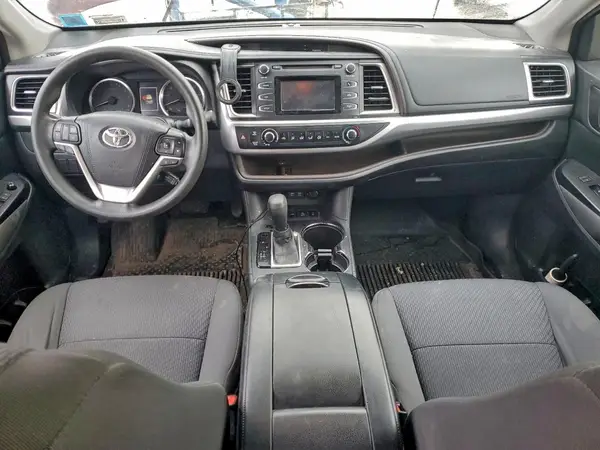 5TDBZRFH0HS367733 2017 TOYOTA HIGHLANDER - Image 8
