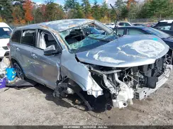 5TDBZRFH0HS479870 2017 TOYOTA HIGHLANDER