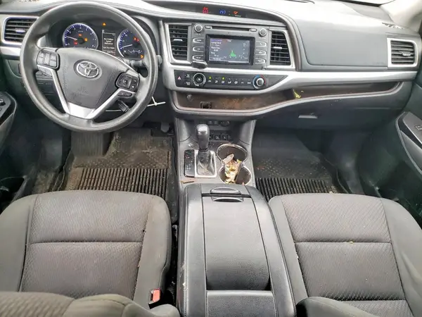 5TDBZRFH0JS494052 2018 TOYOTA HIGHLANDER - Image 8
