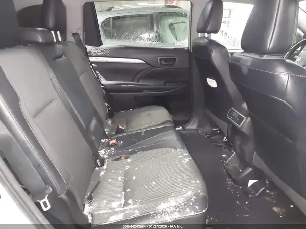 5TDBZRFH0JS909712 2018 TOYOTA HIGHLANDER - Image 8
