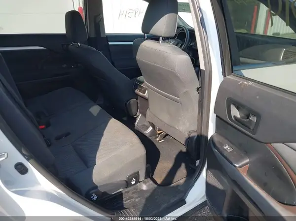 5TDBZRFH0KS711147 2019 TOYOTA HIGHLANDER - Image 8