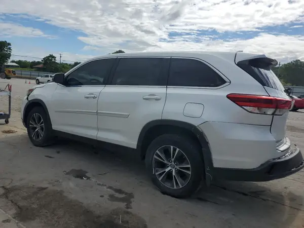 5TDBZRFH0KS725596 2019 TOYOTA HIGHLANDER - Image 2