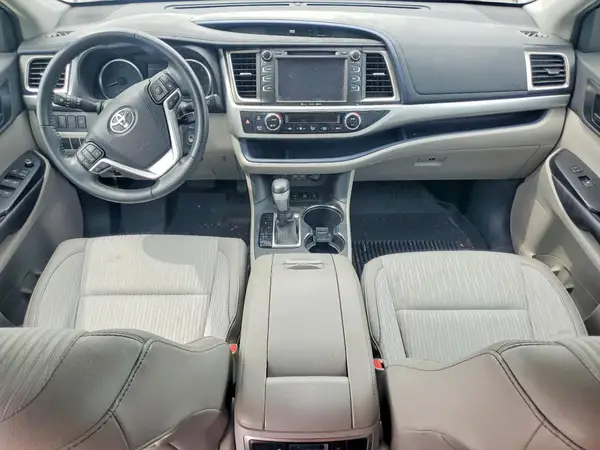5TDBZRFH0KS733472 2019 TOYOTA HIGHLANDER - Image 8