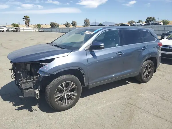 5TDBZRFH0KS937835 2019 TOYOTA HIGHLANDER - Image 1
