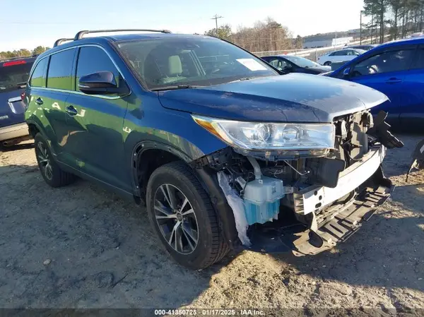 5TDBZRFH0KS942453 2019 TOYOTA HIGHLANDER - Image 1