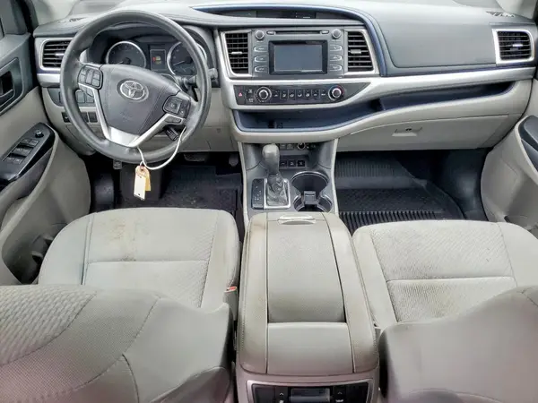 5TDBZRFH0KS951363 2019 TOYOTA HIGHLANDER - Image 8