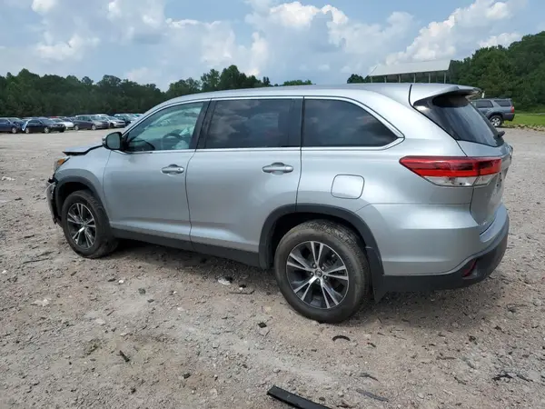 5TDBZRFH0KS966140 2019 TOYOTA HIGHLANDER - Image 2