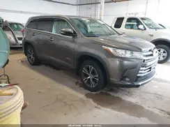 5TDBZRFH0KS974643 2019 TOYOTA HIGHLANDER