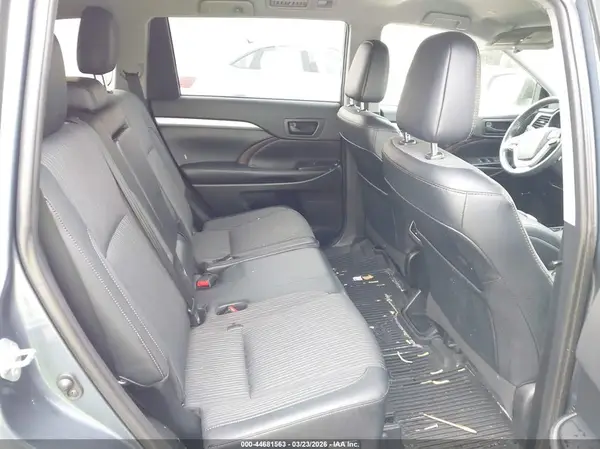 5TDBZRFH0KS988543 2019 TOYOTA HIGHLANDER - Image 8