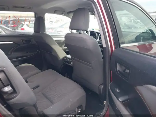 5TDBZRFH1HS481997 2017 TOYOTA HIGHLANDER - Image 8