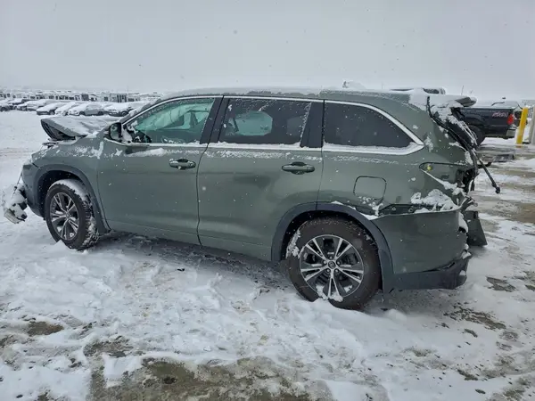 5TDBZRFH1JS485666 2018 TOYOTA HIGHLANDER - Image 2