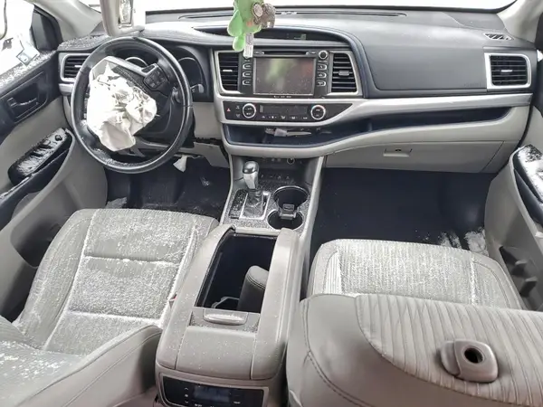5TDBZRFH1JS485666 2018 TOYOTA HIGHLANDER - Image 8