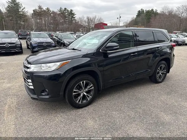 5TDBZRFH1JS819436 2018 TOYOTA HIGHLANDER - Image 2