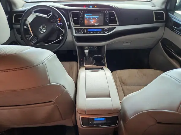 5TDBZRFH1JS838536 2018 TOYOTA HIGHLANDER - Image 8