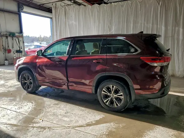 5TDBZRFH1JS869009 2018 TOYOTA HIGHLANDER - Image 2